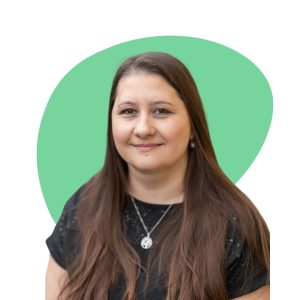 Tax manager Eliška